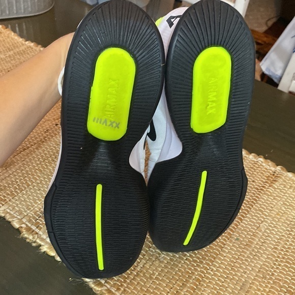Nike Wildcard HC Volt Air Max White/Lime/Black Marathon Running Shoe Size 14 - Picture 6 of 11